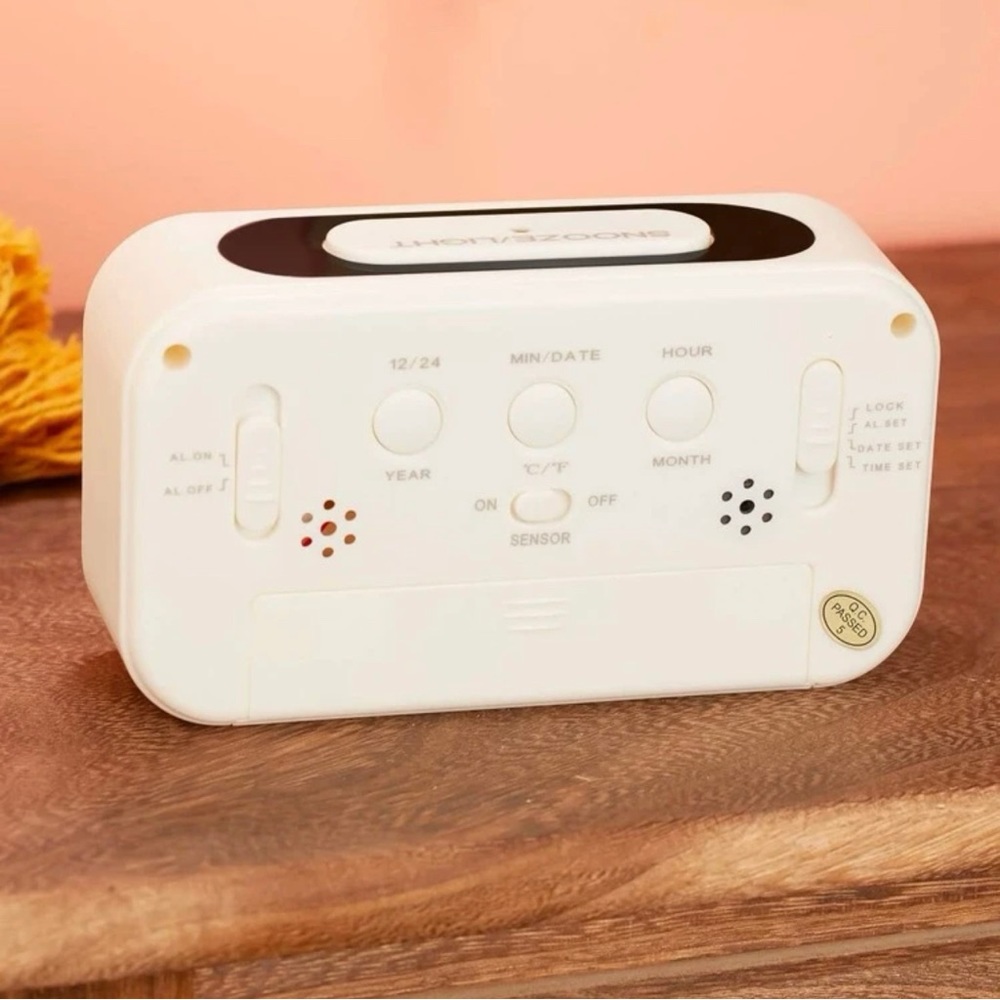 LED Battery Powered Alarm Clock - Picture 3 of 8